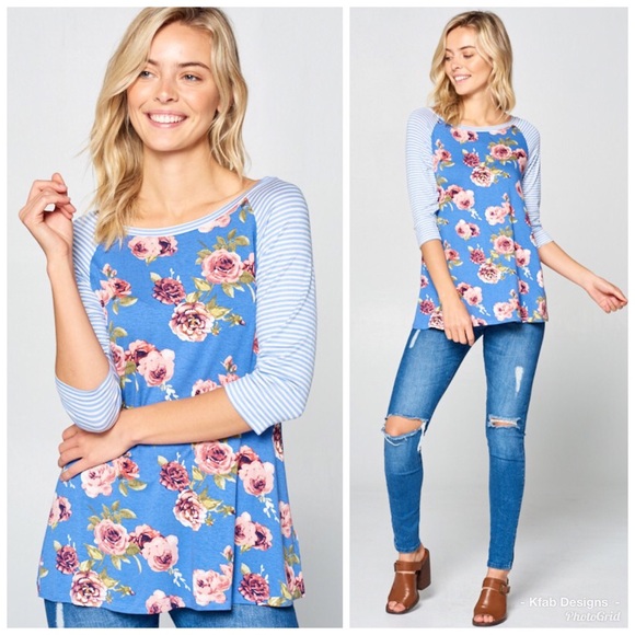 🥰LAST 1! Pretty Blue Floral/Pinstripe Top! - Picture 6 of 7